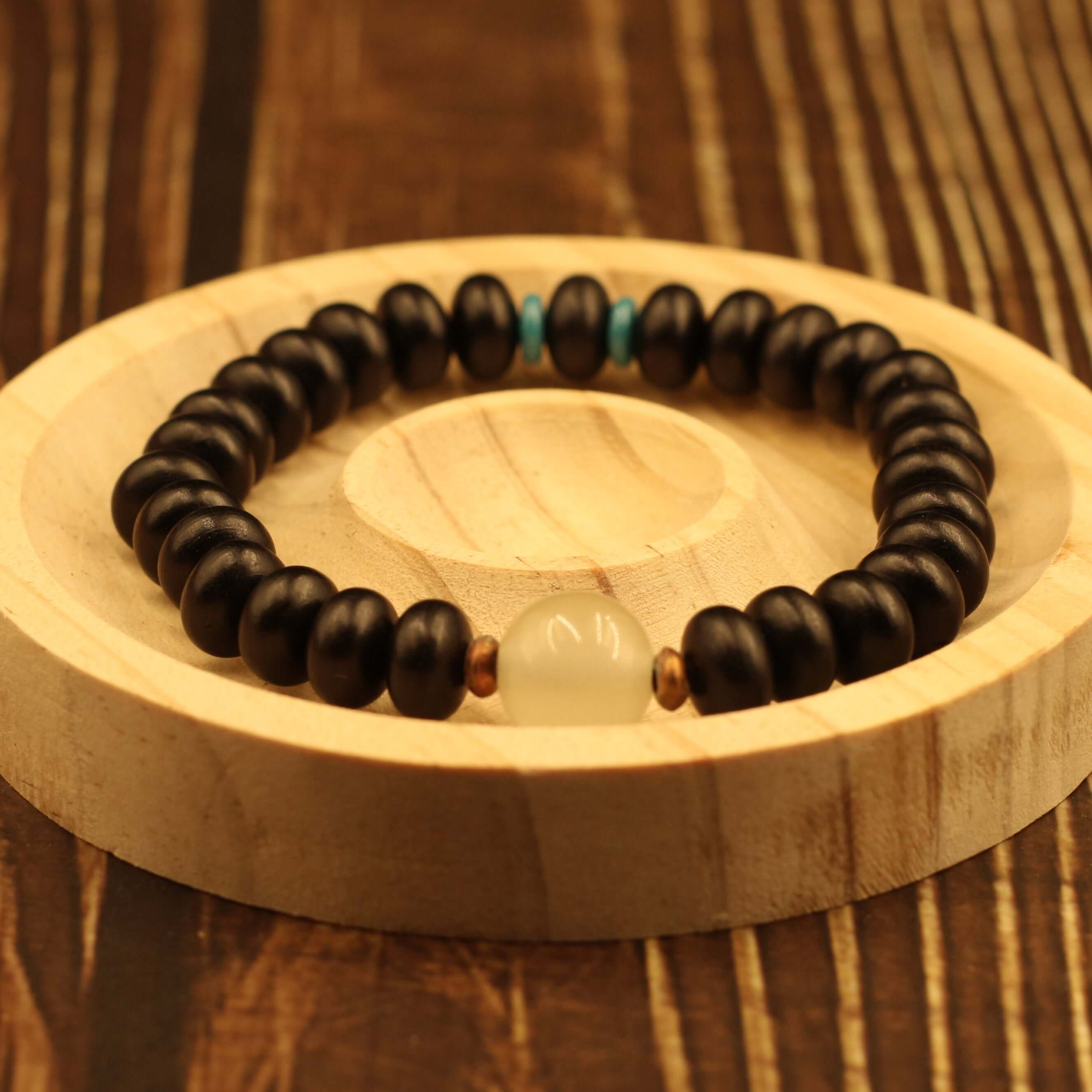 Ebony Night Pearl Bracelet - Attract Wisdom and Wealth in your life with Feng Shui