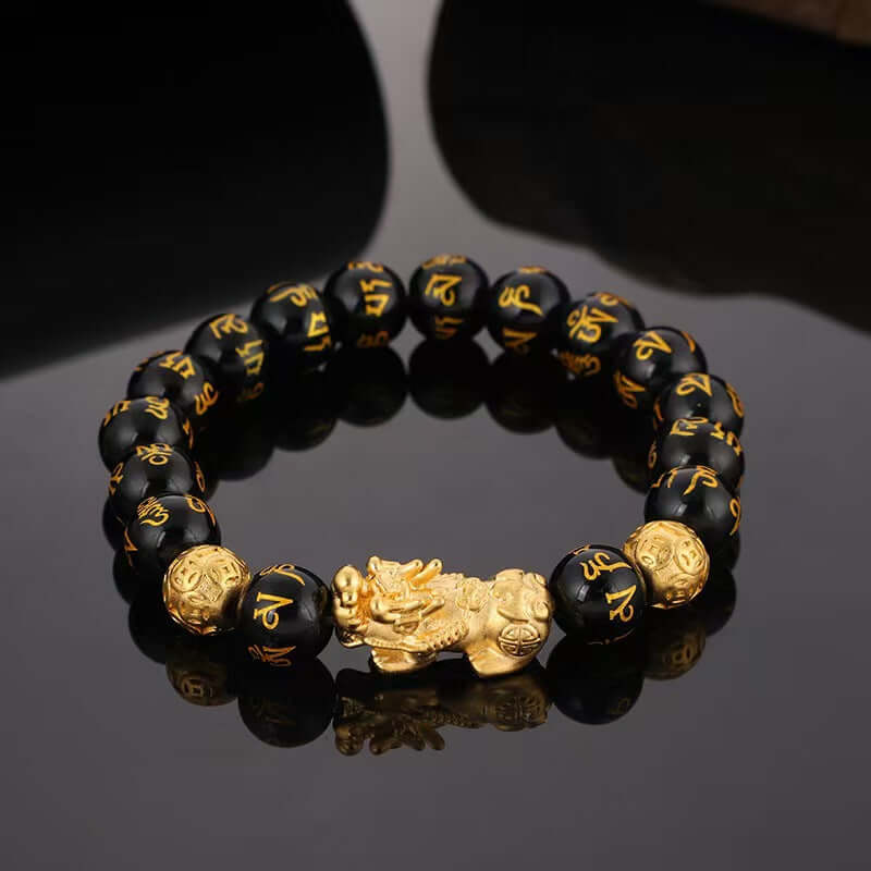 Classic Feng Shui Bracelet with Pixiu and Black Obsidian, designed to attract wealth and prosperity.